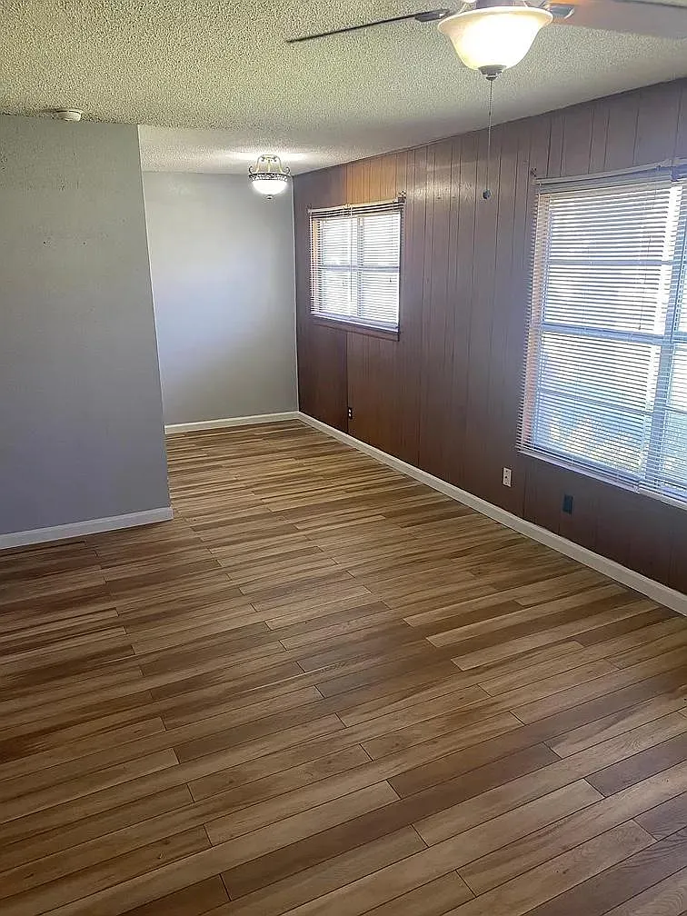 507 N San Marcos St — Photo 3