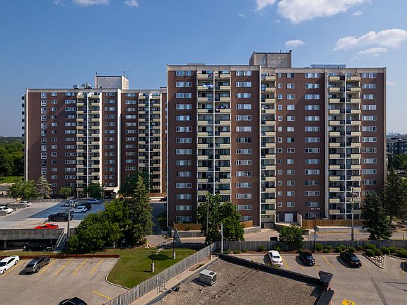 4th image of 1750 Pembina Hwy #427140