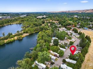 790 N Riviera Dr TRAILER 38, Boise, ID 83703