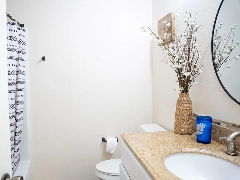 101 W Del Mar Blvd #9D — Photo 22