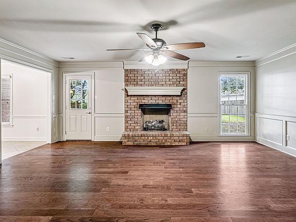 3rd image of 3264 Patricia Ellen Dr