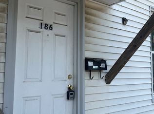 186 Essex St, Bangor, ME 04401