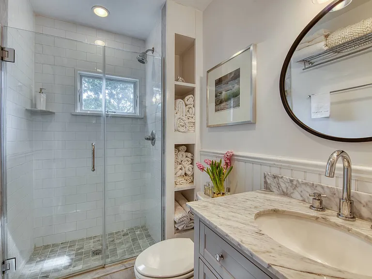 34 Chestnut St — Photo 8