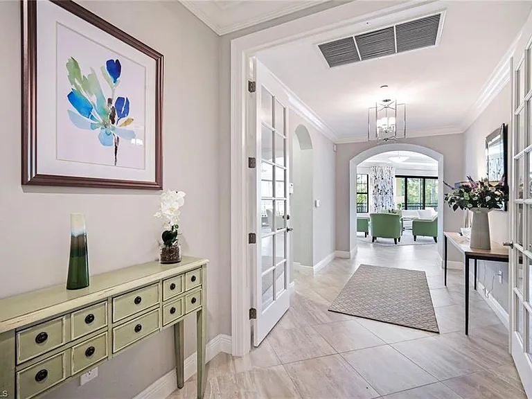 2751 Tiburon Blvd E #201 — Photo 1