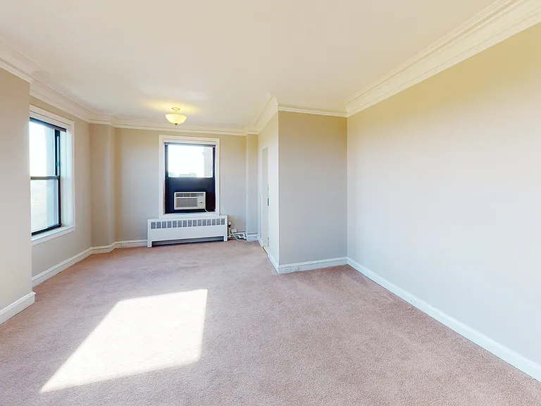 Dining/Living room