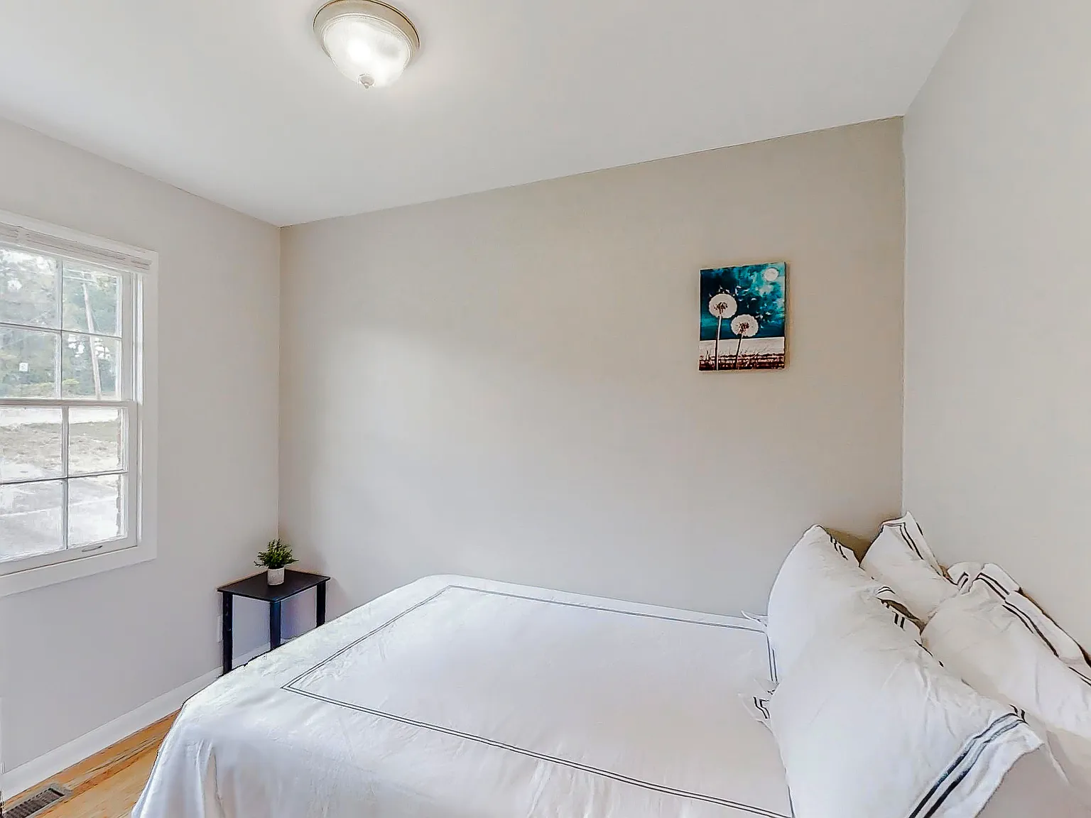 4 bed, 2.0 bath, 1000 sqft, $633 — Photo 1