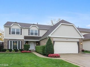 1375 Gail Dr, Buffalo Grove, IL