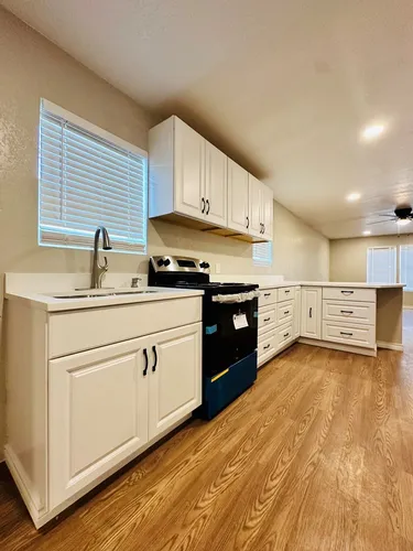 1408 Stadium Ave Photo 1