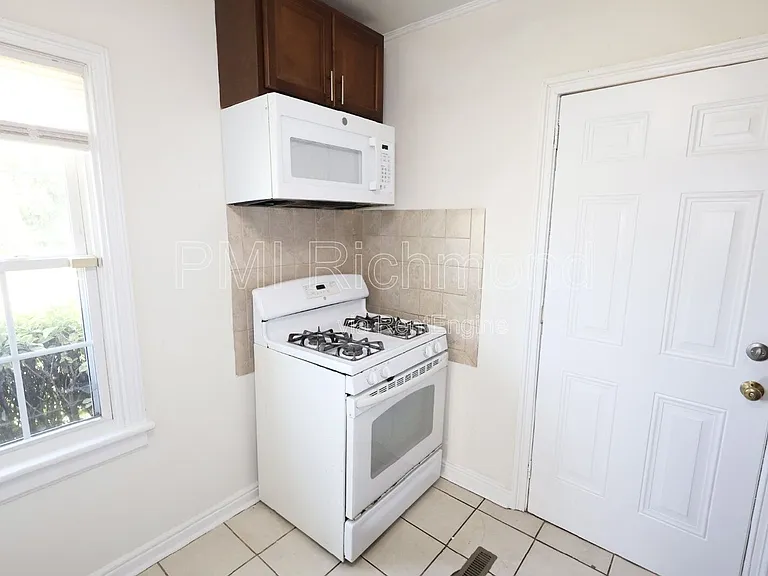 513 E Ladies Mile Rd — Photo 8