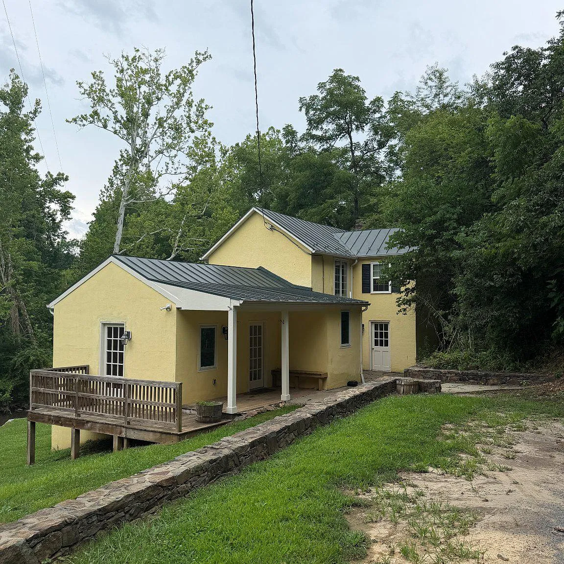 3 bed, 2.0 bath, 1800 sqft, $3,500 — Photo 2