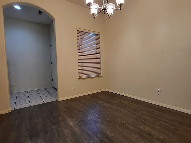 4211 Pitt St NE — Photo 23