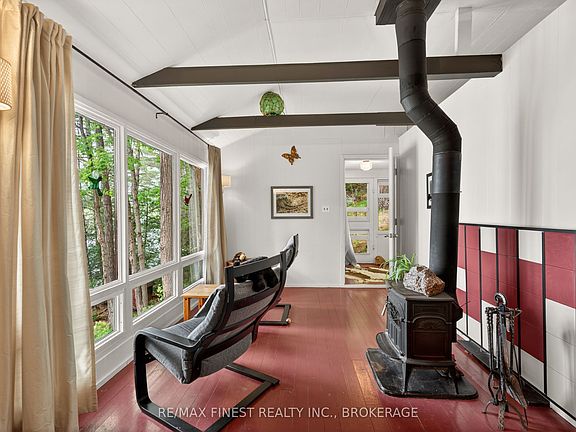 2nd image of 1134 Nelson Rd