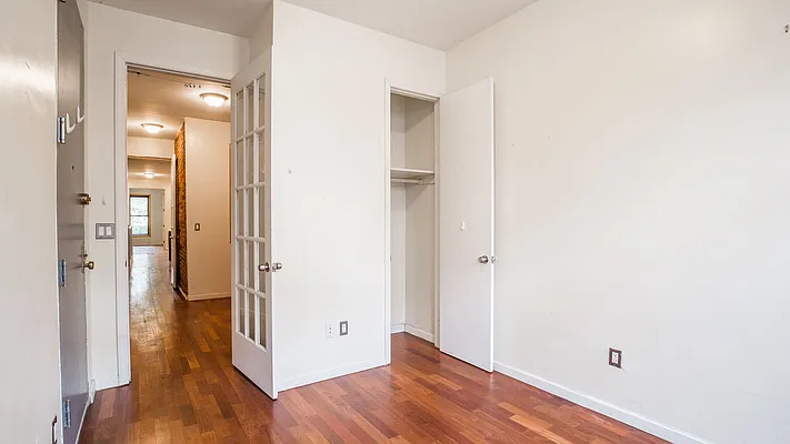 Rented by Nooklyn NYC LLC | media 49