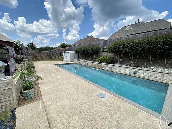 2nd image of 65 Whispering Meadows Dr