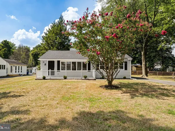 55 Janeway Ave, Moorestown, NJ 08057