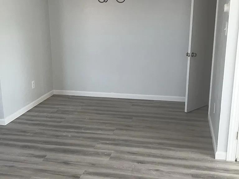 9431 Kirkwood Rd #2 — Photo 5