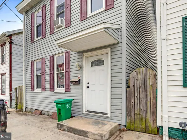 156 E Penn St, Carlisle, PA 17013