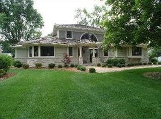 12223 S 69th Ave, Palos Heights, IL 60463