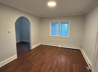 139 W 28th St #2, Bayonne, NJ 07002
