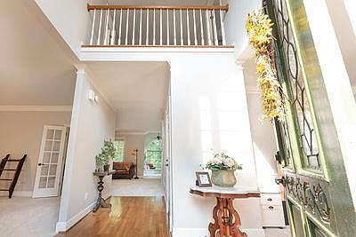5th image of 1909 Whitehawk Ct