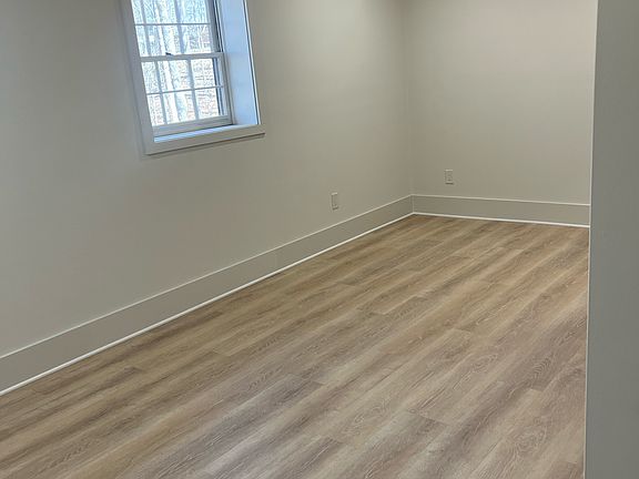 3rd image of 490 N Hall Rd #B