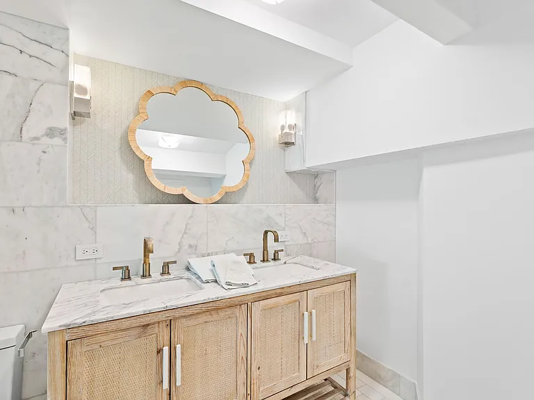 101 N Clematis St #412 — Photo 38