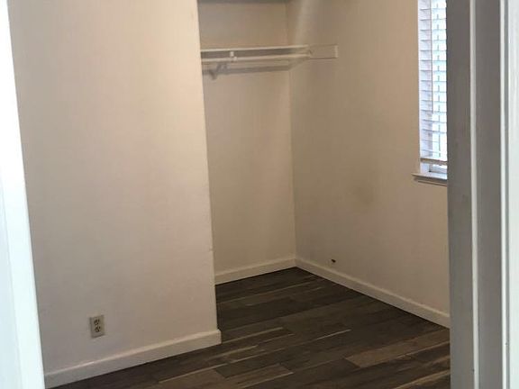 4th image of 501 Ballico Dr