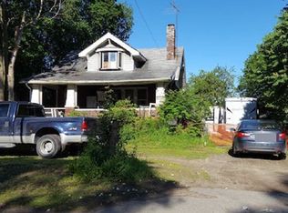 5852 Wayne Rd, Romulus, MI 48174