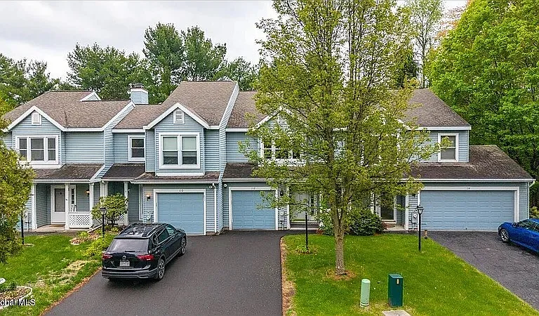 112 Stoney Creek Dr — Photo 1
