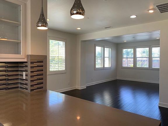 Kitchen to living room