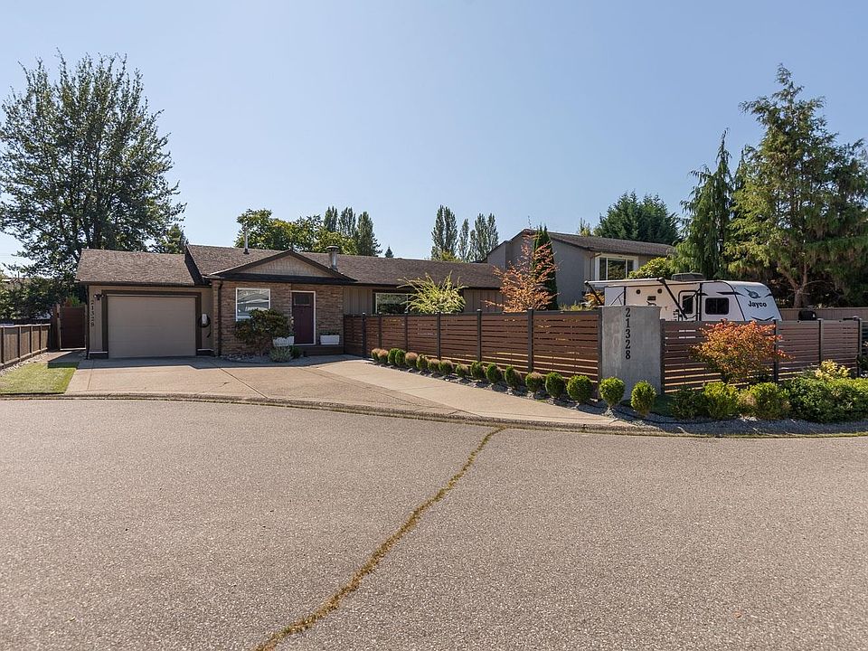 1st image of 21328 Campbell Ave