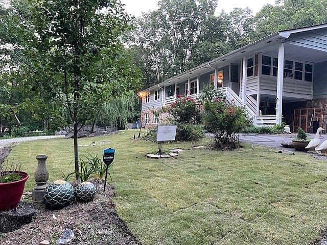 1st image of 1370 Dr Bramblett Rd