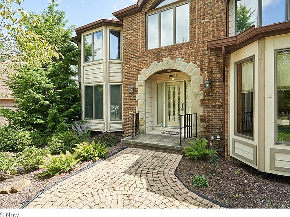 2nd image of 10613 Tudor Cir