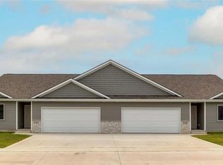1113 NE 56th St, Ankeny, IA 50021