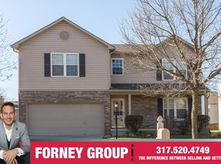13584 Sweet Briar Pkwy, Fishers, IN 46038