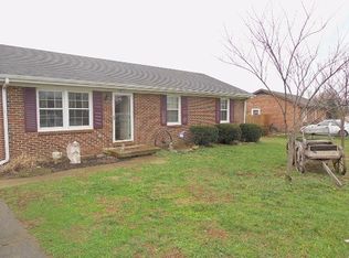 528 Edgewood Dr, Nicholasville, KY 40356