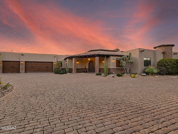 2nd image of 994 W Tortolita Mountain Cir