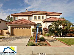 1258 Plum Tree Rd, Carlsbad, CA 92011