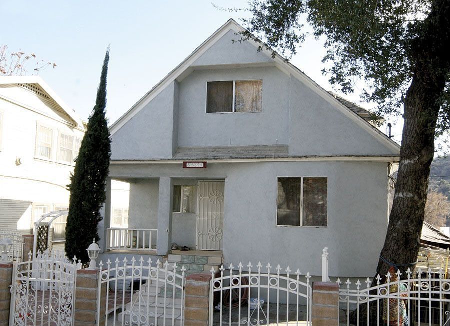 1st image of 5528 E Echo St