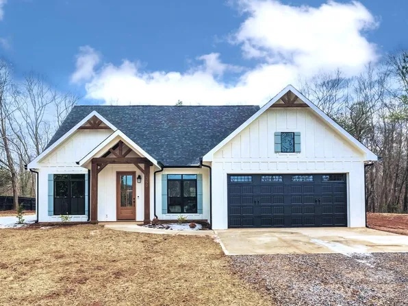 350 White Jenkins Rd, Bessemer City, NC 28016