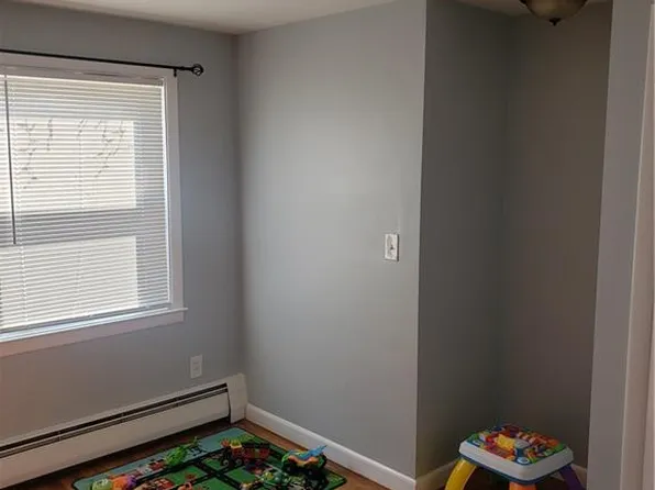 21 Westmore St, Providence, RI 02905