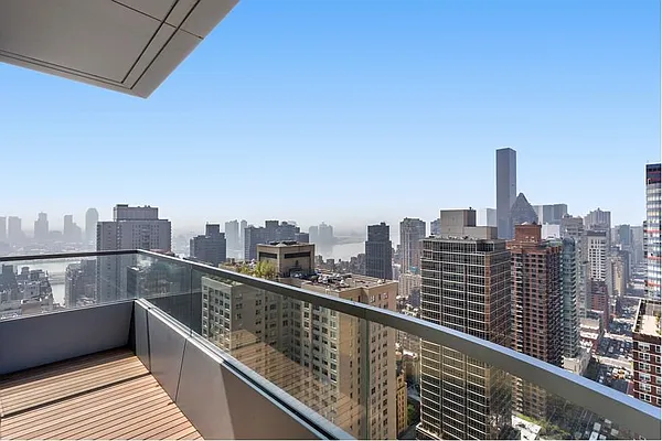 Rented by Synergy NYC | media 34