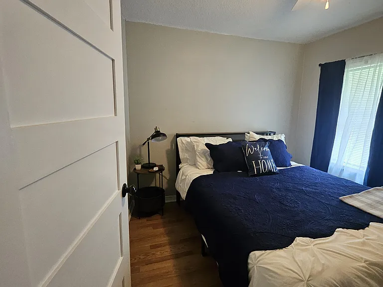 5699 N Allen Rd SE — Photo 1