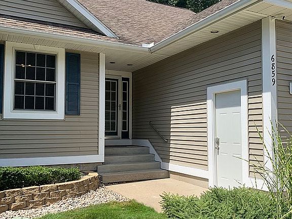 3rd image of 6859 Lakita Dr