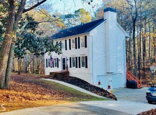 155 Felton Ct, Fayetteville, GA 30214