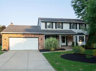 19 Topaz Ct, East Amherst, NY 14051