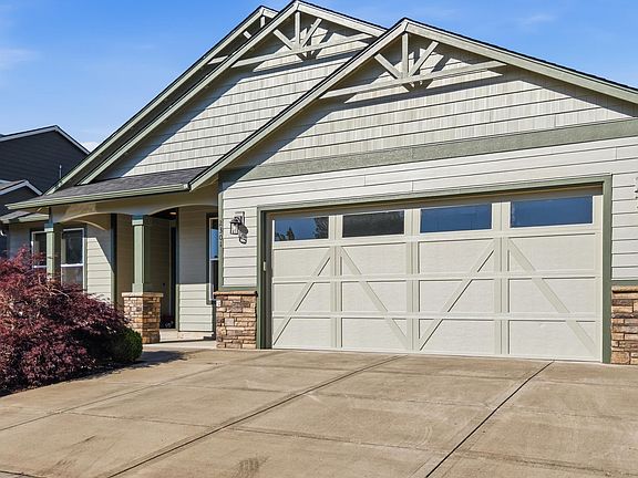 3rd image of 2301 Robbins Way