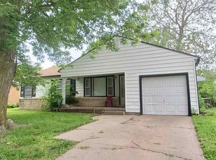 1741 Drollinger St, Wichita, KS 67218