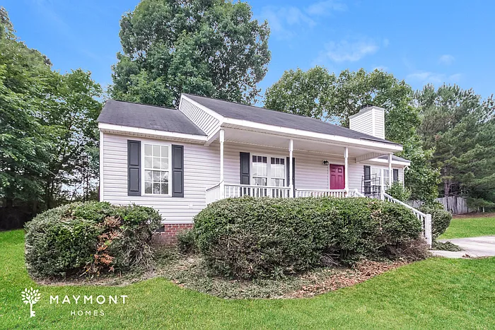1215 Liriope Ln — Photo 2