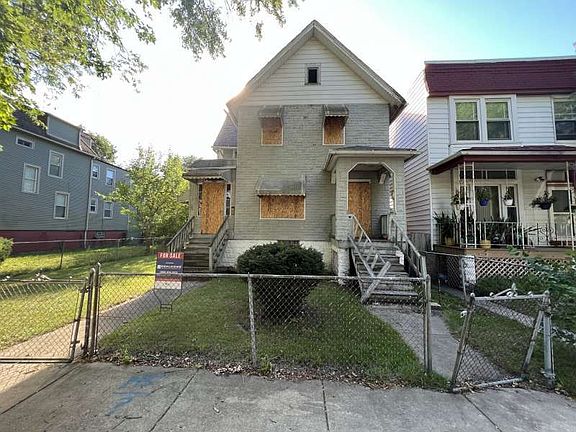 2nd image of 6914 S Kimbark Ave
